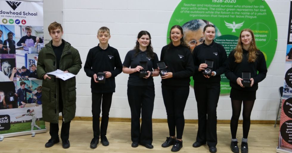 Y10 students with their double diamond awards