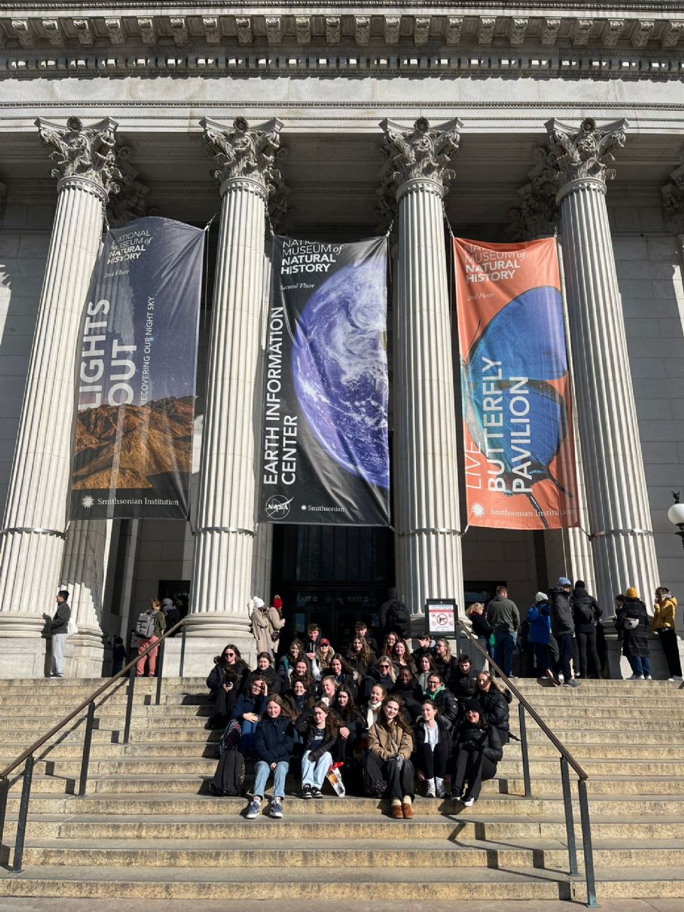 photo of sixth form students at the Smithsonian Washington DC